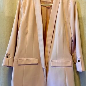 Elegant Cream Women's Blazer